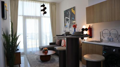 Masdar City Apartamento | The Oasis Shore 1BR - Near Masdar Park & City Centre Mall