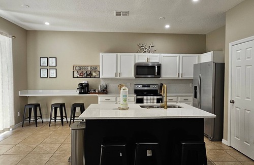 Legacy Park Casa | The Ohana Retreat