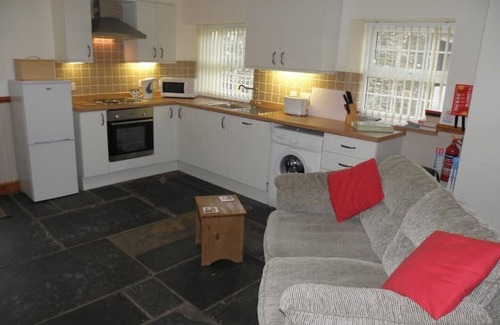 Calder Bridge Cabaña | The Old Bakehouse - A Cosy Cottage for 2