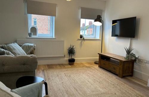 Higham Ferrers Apartamento | The Old Band Accommodation 1 kingsize bed and 1 Sofa Bed available