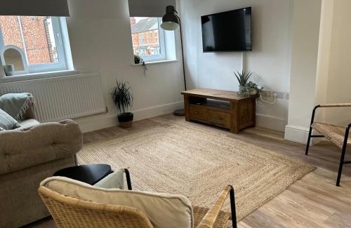 Higham Ferrers Apartamento | The Old Band Accommodation 1 kingsize bed and 1 Sofa Bed available