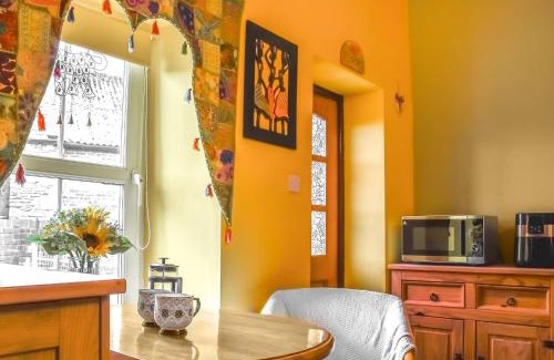 Pentrefelin Casa | The Old Boot Room