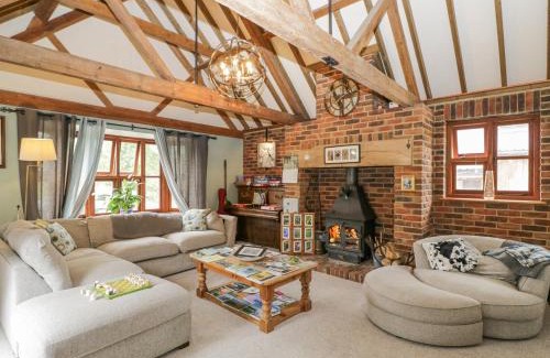 Woodfalls Casa | The Old Byre