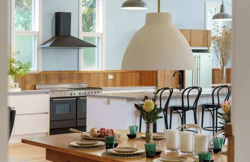 Red Hill Casa | The Old Church - Fireplace, Pets, Wineries