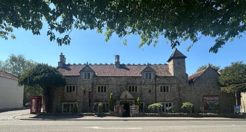 Keynsham Hotel | The Old Manor House Hotel