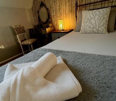 Ollerton Casa | The Old Shop at Savile House - Sherwood Forest