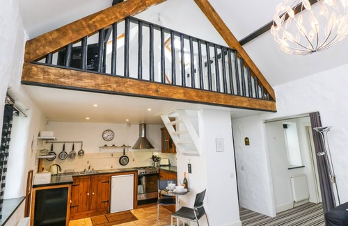 Fishguard Cabaña | The Old Stables