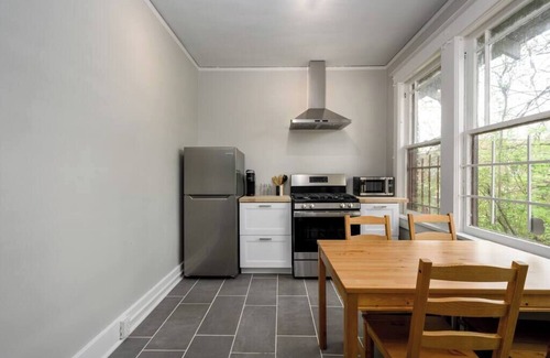 Cooper-Young Historic District Casa | The Oliver Duplex @ Cooper Young (Unit 1)