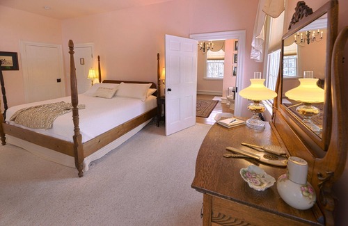 Canandaigua Cama Y Desayuno | The Oliver Phelps Suite-Suite-De gran tamaño-Baño privado con ducha