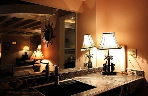 French Quarter Hotel | The Olivier House Hotel