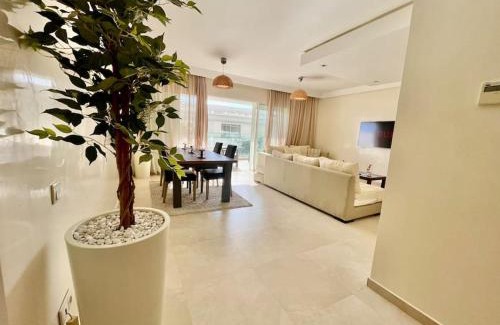 Mnar Apartamento | The Open Sky Loft - 2 BR Beach Views