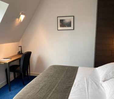 Pontivy Hotel | The Originals City, Hôtel du Château, Pontivy