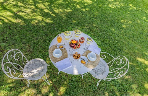 Cassagne Casa | The Ostal Cassinia cottage