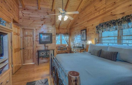 Blue Ridge Cabina | The Overlook by Escape to Blue Ridge