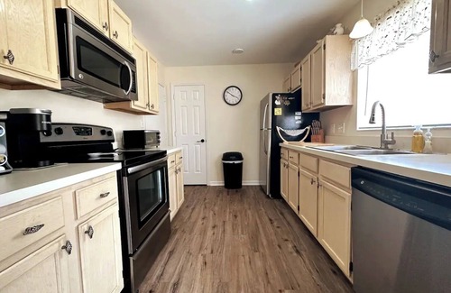 The Villages Villa | The Pac-Man House - Walk to Spanish Springs Square