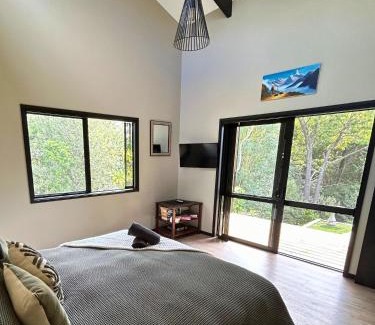 Burnt Pine Casa | The Palms - Norfolk Island