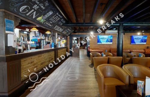 Selsey Casa | The Palms - Spacious 3 Bed at Seal Bay Resort in Selsey