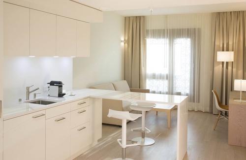 Vorstadte Hotel | The Passage