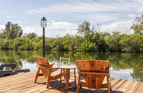 River Isles Casa | The Pearl - Pool W Screen On Canal - Boat Rental