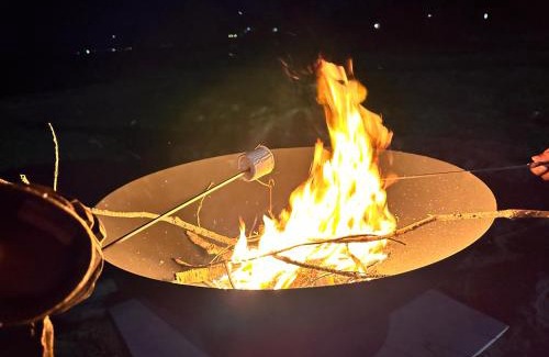 Gorokan Casa | The Pelican Palace Your Perfect Retreat Absolute waterfront, Stunning Clear Water View and Direct Access to water