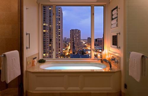 Near North Side Hotel | The Peninsula Chicago