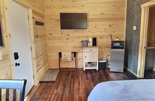 Cochrane Cabina | The perfect "Hideaway" from hectic everyday life in the heart of Buffalo County!