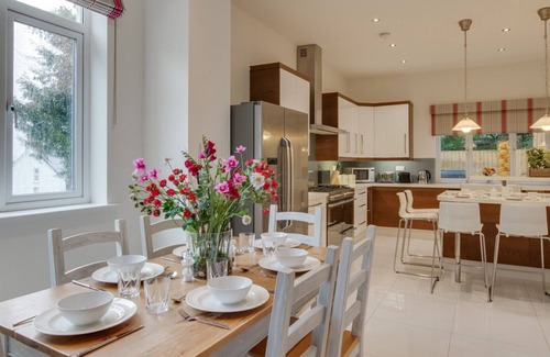 Gowerton Casa | The Pines - Cinco Habitaciones Casa, Capacidad 9