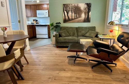 Grass Valley Hotel | The Pines Inn and Cottages