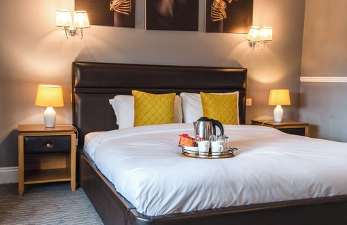 Northampton Hotel | The Plough Hotel