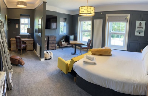 Marsham Hotel | The Plough Inn