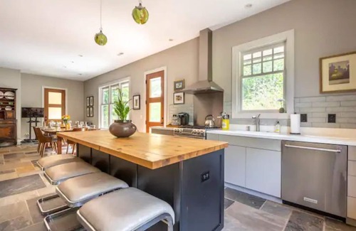 Forsyth County Casa | The Poet's House, Luxury and Solitude on 100 acres