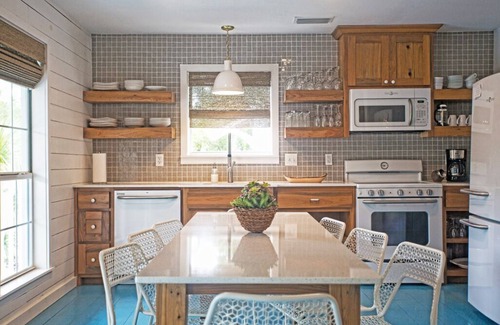 Fairhope Apartamento | ¡NUEVO! THE POLO BUNK Una suite de diseño creativo perfecta para divertidas reuniones