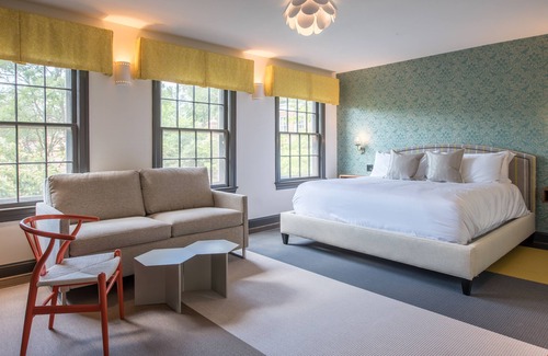 Georgetown Hotel | The Poppy Georgetown