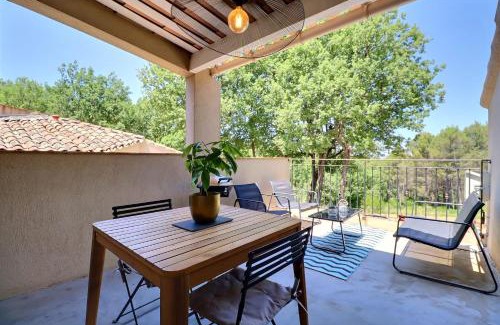 Trets Apartamento | The Provencal Escape - Swimming Pool & Nature