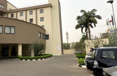 Ikeja Cabina | The Providence Hotel by Mantis