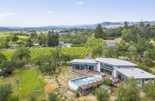 Windsor Villa | The Quails Crossing-Healdsburg Vineyard Home