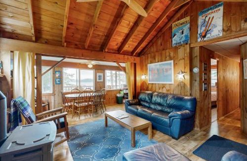 Laconia Casa | The Red Adirondack Chai, Unit 9