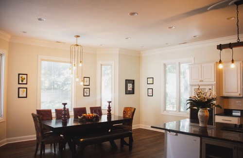 Paducah Casa | Suite King privada con bañera de hidromasaje en la encantadora Respite Bed and Breakfast.