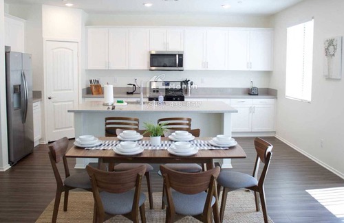 Moreno Valley Casa | The Retreat on Gossamer Ct