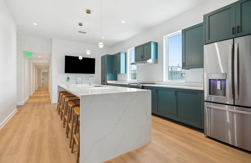 Faubourg Lafayette Apartamento | The Revelry| Bayou Escape | 9 bd 5 ba w/Pool near FQ