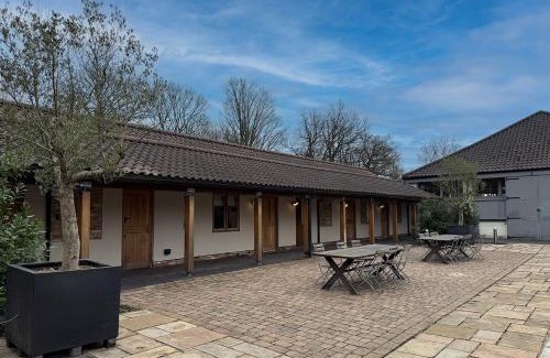 Waltham Cross Hotel | The Ridings at Theobalds Park