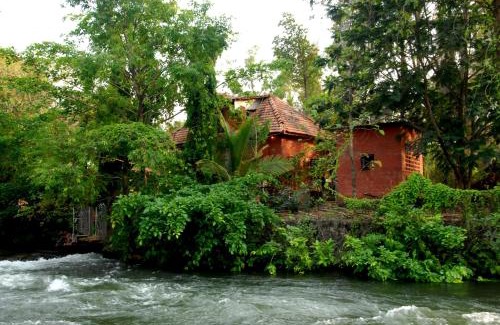 Vaijanath Casa | The Rippling Edge - River front property