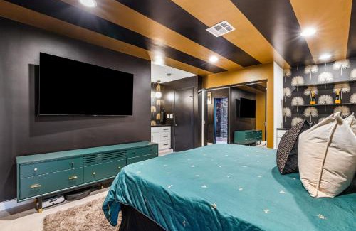 Palm Springs Casa | The Ritz - Luxury Home with Pool & Speakeasy Bar