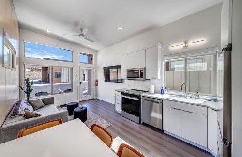 Virgin Apartamento | The Riv at Zion