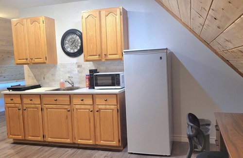 Woodstock Apartamento | The Riverside Inn - a welcoming, peaceful retreat on the water.