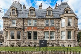 Bath Hotel | The Roseate Villa Bath