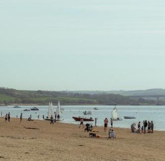 Westleigh Hotel | The Royal Hotel