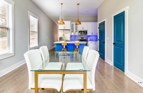 Pittsburgh Casa | The Royal Luxe 7 minutes from downtown