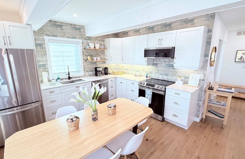 Port Franks Casa | The Sand Dollar Beach House