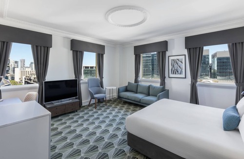 Melbourne Central Business District Hotel | The Savoy Hotel on Little Collins Melbourne